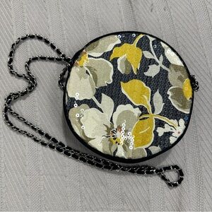 Vera Bradley Magnolia 7" round‎ purse, sequin, crossbody, sparkly